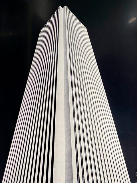 The Aon Center by Howard D Simmons